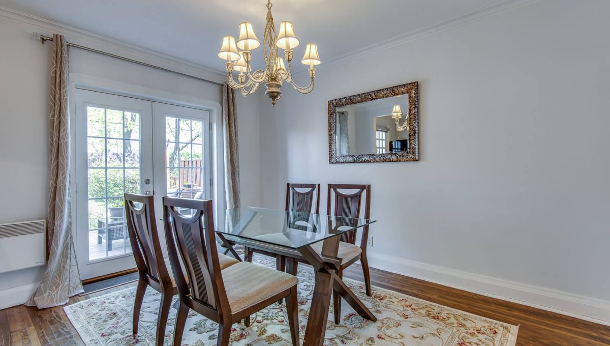 16 McRae Dr - Dining room