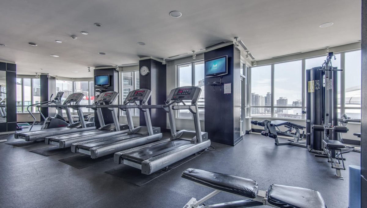 20 Blue Jays Way - Gym