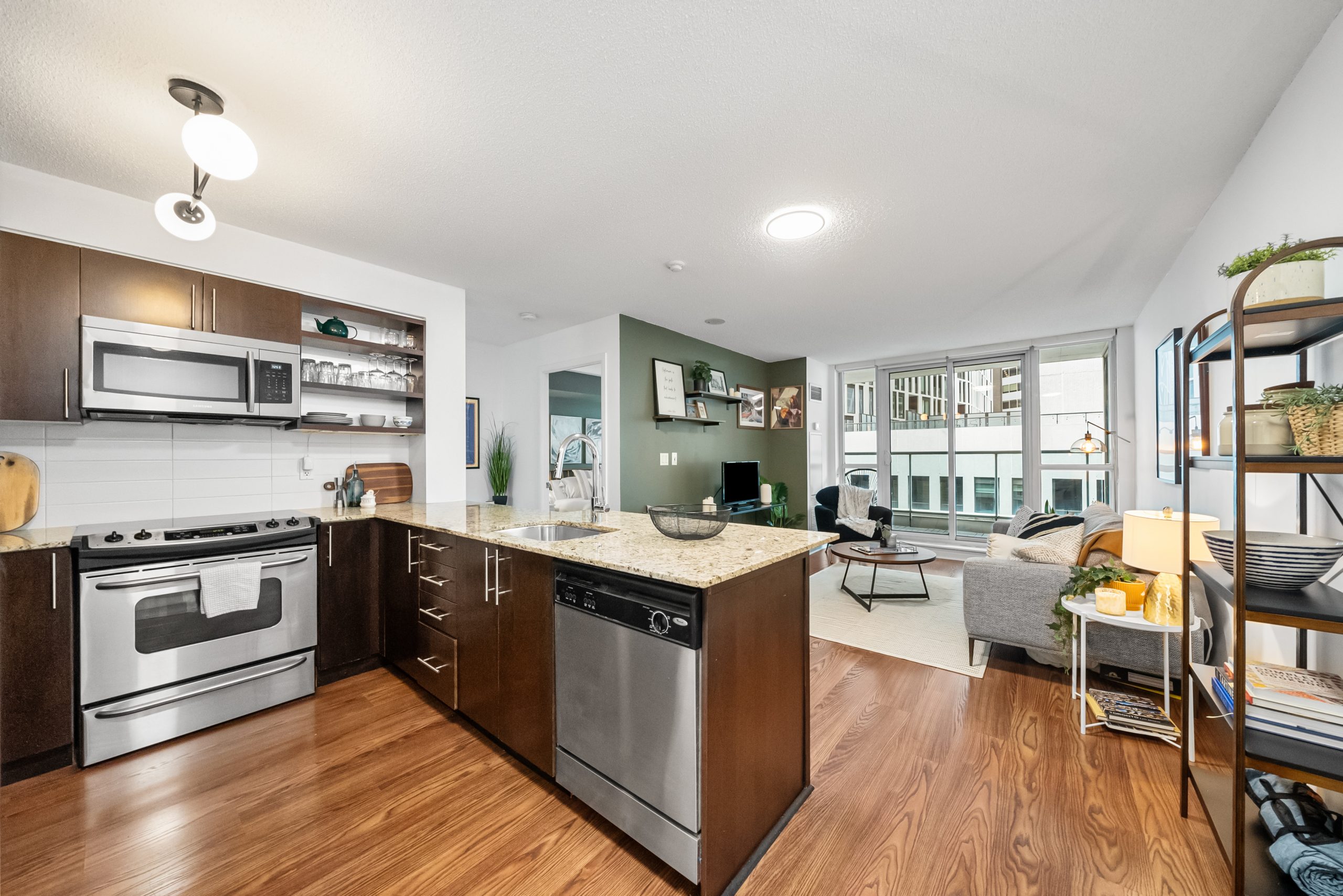 96 Saint Patrick Street 903